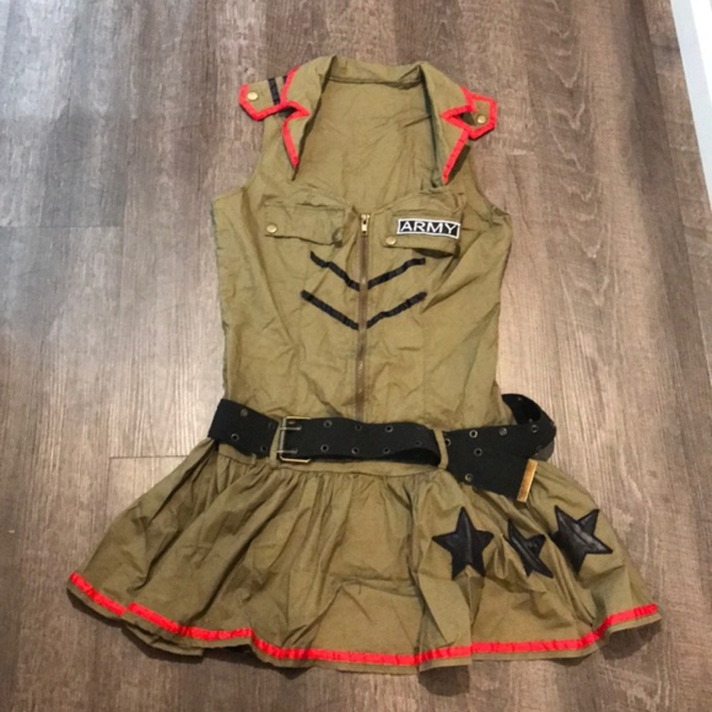 Army Green Sleeveless Military-Style Dress with Belt